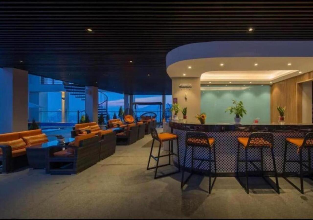 Sunrise Luxury Apartment With Ocean View Da Nang Eksteriør bilde